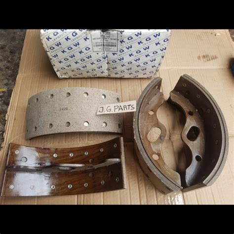 Jual KAMPAS REM BRAKE SHOE BELAKANG HINO DUTRO 130 K 2420 KGW