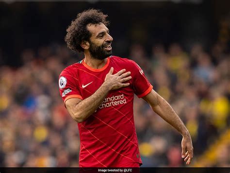 Premier League Liverpool Star Mohamed Salah Dances Past Watford