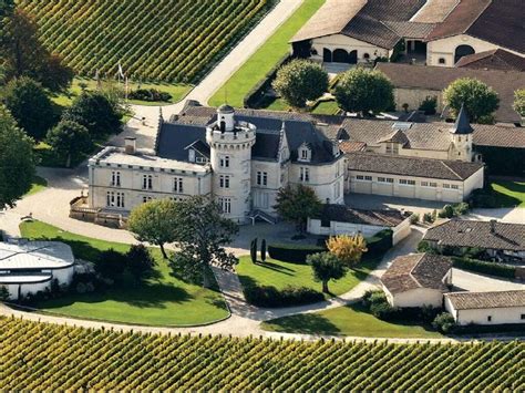 Sejour Avec Visite Et Degustation Au Chateau Pape Clement Pessac