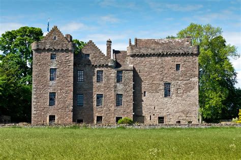 Huntingtower Castle - Heart 200