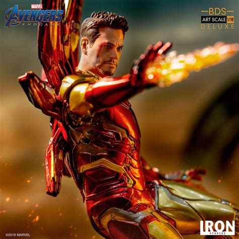 Avengers Endgame Deluxe Iron Man Mark LXXXV 1 10 NL