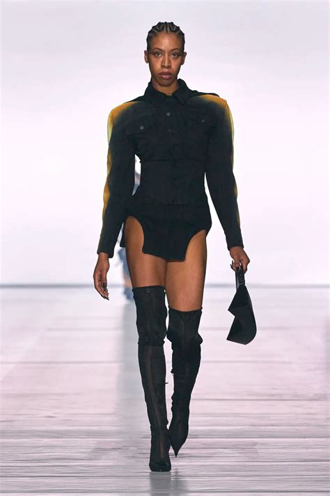 Critics are debating the latest paulsmith runway collection today 27