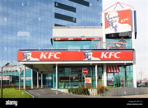 Kfc Fast Food Hi Res Stock Photography And Images Alamy