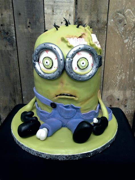 Cake Co Badalona MINION ZOMBIE EN FONDANT