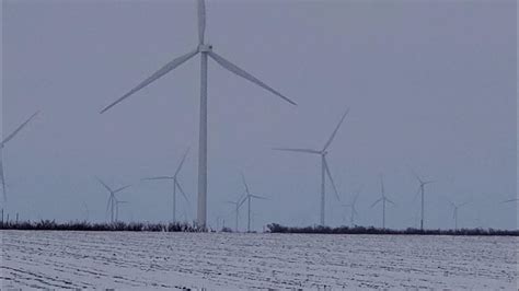 Frozen Wind Turbines In Texas Youtube