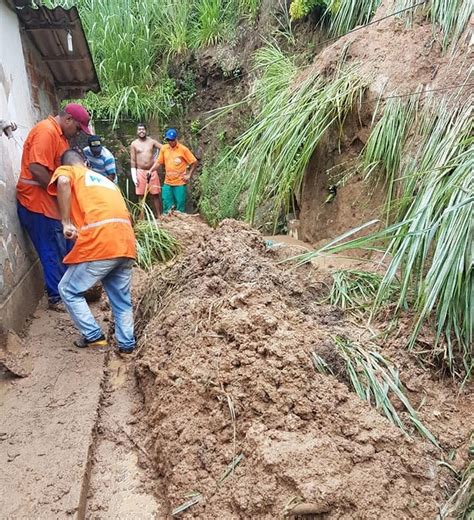 Chuva provoca alagamentos quedas de barreiras e de árvores no Sul do