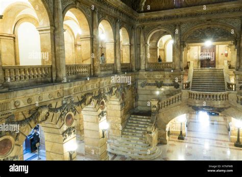 Surrogates Court Lobby Nyc Stock Photo Alamy