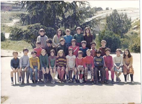 Photo De Classe Ce2 Ou Cm1 De 1974 Ecole Henri Wallon Copains Davant