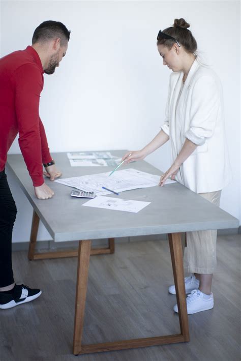 Concrete Table - Minimalistic design - InsideOut Concrete