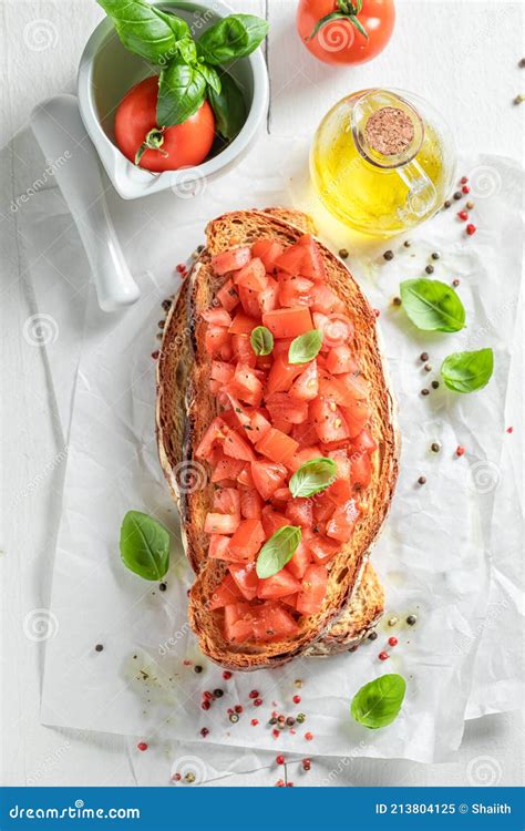 Sabrosa Bruschetta Con Tomate Fresco Como Entrante Cocina Italiana