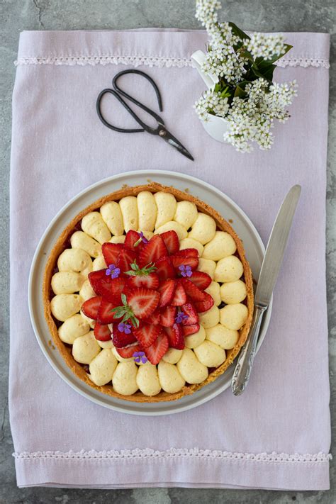 Crostata Con Crema Diplomatica E Fragole That S Amore