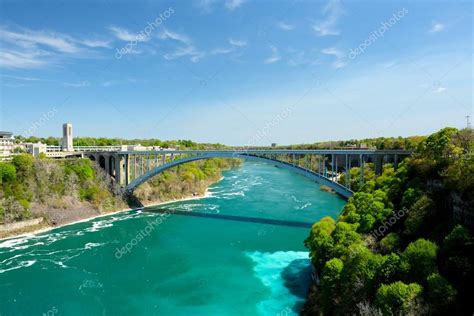 USA-Canada border, Niagara Falls — Stock Photo © haveseen #123154756