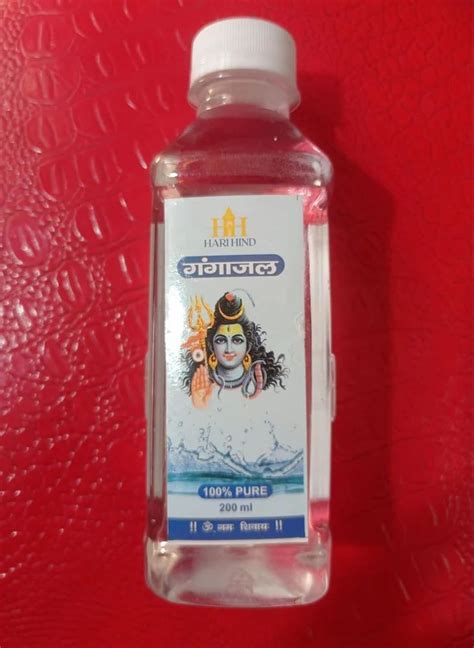 Natural Gangajal For Temple Weight Packaging Size 200 Ml At 15