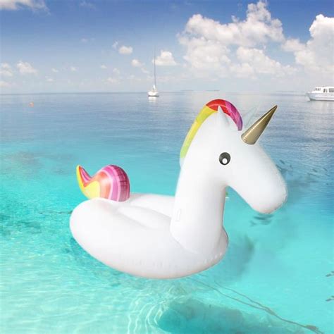 Bouée Gonflable de Plage ou Piscine en Forme de Licorne Cdiscount