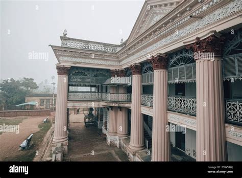 details  puthia rajbari palace  puthia  bangladesh stock photo