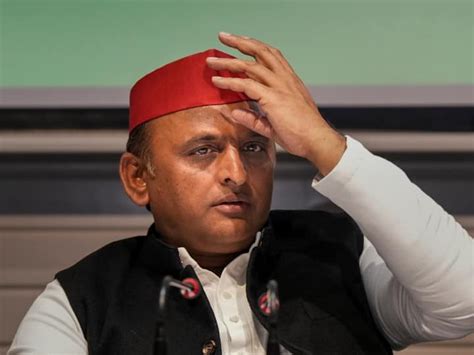 Ramcharitmanas Row Samajwadi Party Leaders Open Front On Swami Prasad