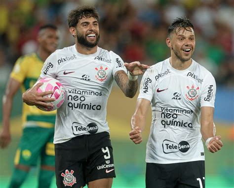 Salários dos jogadores do Corinthians em 2024 Veja a tabela por