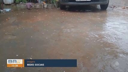 Cidade do oeste da Bahia tem mais de três mil raios e chuva de granizo