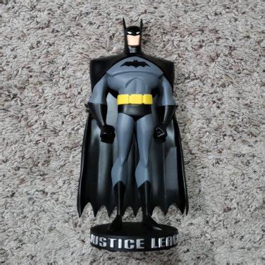 Justice League The Animated Series Batman Maquette Limited Edition