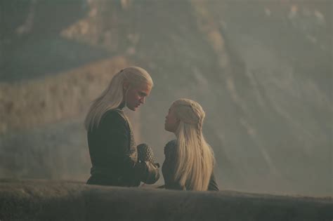 Rhaenyra and Daemon Targaryen's Relationship in the Books | POPSUGAR ...