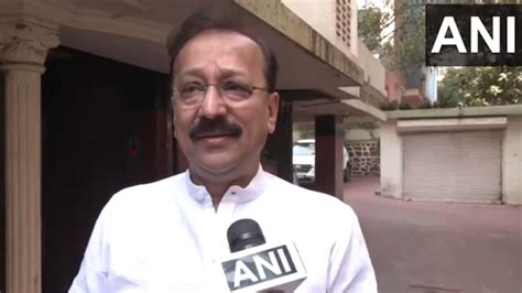 Mumbai Ex Minister Baba Siddique Resigns From Congress After 48 Years