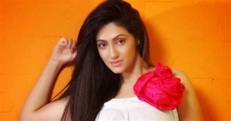 Actress HD Gallery Reyhna Malhotra New Hot Photo Stills