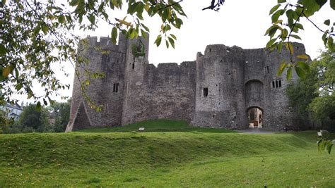 Chepstow Castle - Discover The Outdoors