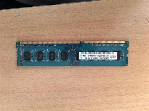 Hynix Memoria Ram De 2 Gb Ddr3 Pc 3 10600u Hmt125u6tfr8c H9 2rx8 Pc