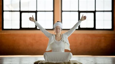 The Ultimate Beginner Guide To Kundalini Yoga!