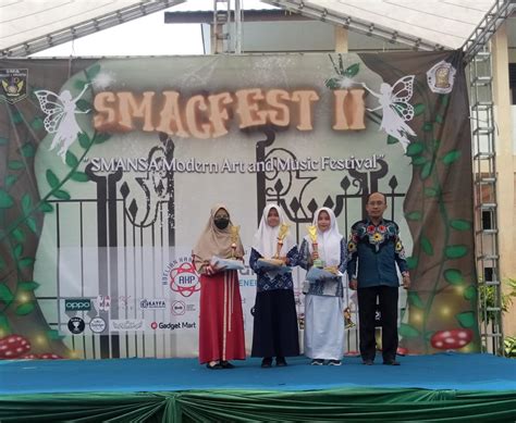 Siswi MTsN 4 HSU Raih Juara 2 Lomba Nyanyi Solo Di SMAN 1 Amuntai