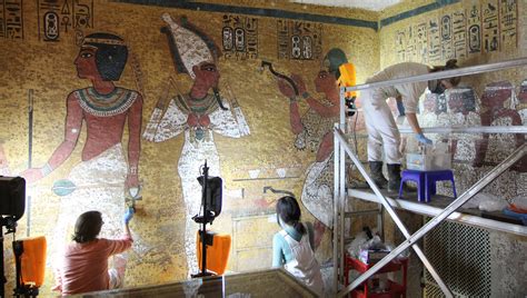 Archaeologist Opens King Tut Tomb