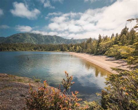 Kennedy Lake - The Hidden Gem of Tofino • Splendidly Traveled