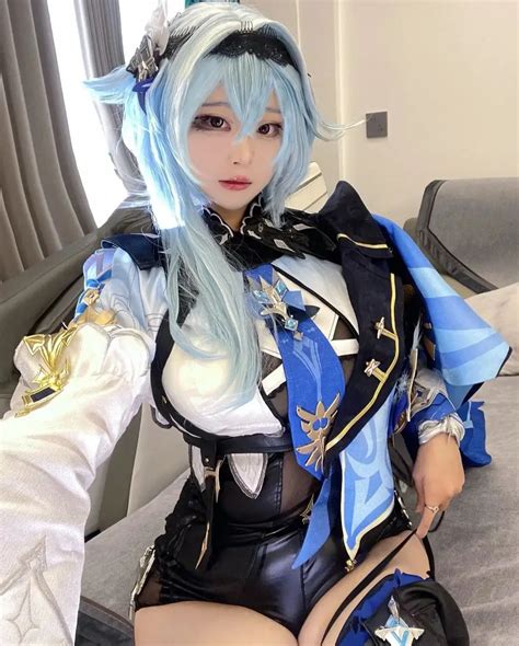 Genshin Impact: Cosplay of Eula portrays 100% of her elegance and beauty.