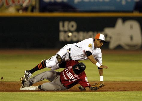 En Un Apretado Partido Vaqueros Vence A Toros Grupo Milenio