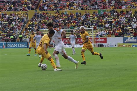 Con Doblete De Uchuari Atl Tico Morelia Vence A Correcaminos