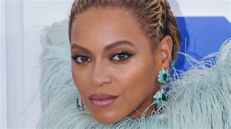 L astuce insolite et à ne pas suivre de Beyoncé pour avoir des