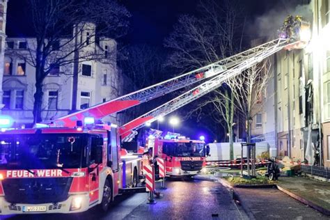 D Sseldorf Oberbilk Verletzte Und Zwei Reanimationen Beim Brand In