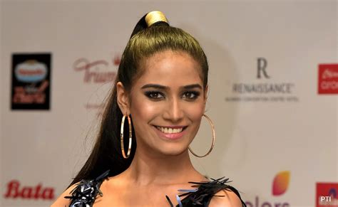 Poonam Pandey Is Not Centres Ambassador For Cervical Cancer Awareness Officials