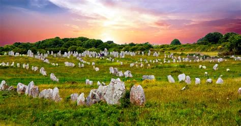 Unraveling the Mystery of the Carnac Stones: An Ancient Puzzle of Epic ...