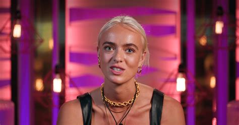 Who Are Elys Parents Too Hot To Handle Season 5 Star Opens Up About Losing Sense Of Care