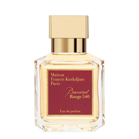 The 17 Best Perfumes of 2023, According To Fragrance Expert | Who What Wear