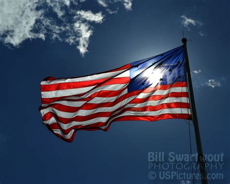 Storm Flag Flies Over Fort Mchenry Fort Mchenry Pictures