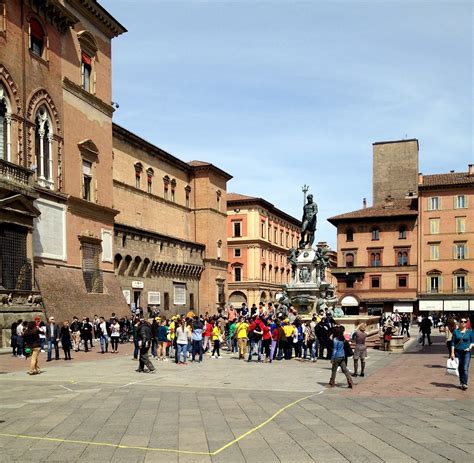 Bologna Piazza Nettuno Simonemar Flickr