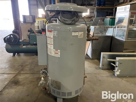 A O Smith Hw Burkay Copper Coil Boiler Bigiron Auctions