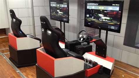 Racing Simulator - Turning Heads