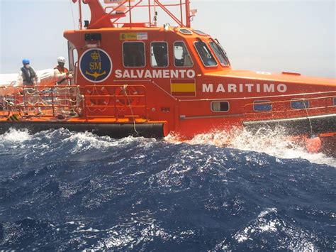 Salvamento Marítimo de Cartagena rescató en 2023 a cerca de 900