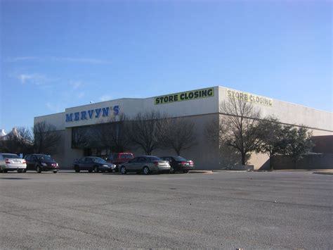 Mervyn's Store Closing | Mervyn's closed their stores near t… | Flickr