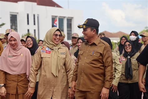 Jadi Inspektur Upacara Ulang Tahun Ke 19 Tagana Gubernur Ansar Dorong