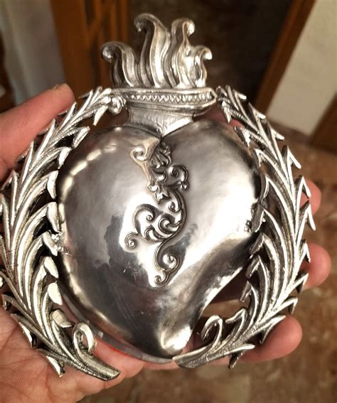 Hacen Una R Plica Del Antiguo Coraz N De Plata Para La Virgen De La