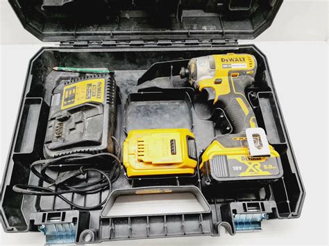 DEWALT DCF887P2 ZAKRĘTARKA 18V 2 AKU ŁADOWARKA | Zakrętarki udarowe ...